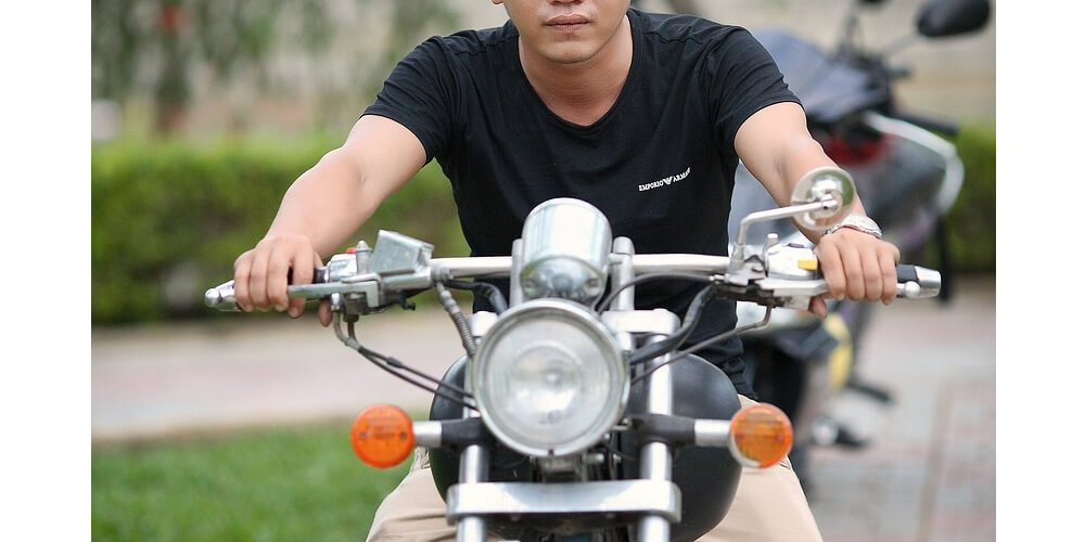 The amazing advantages of riding an electric motorbike