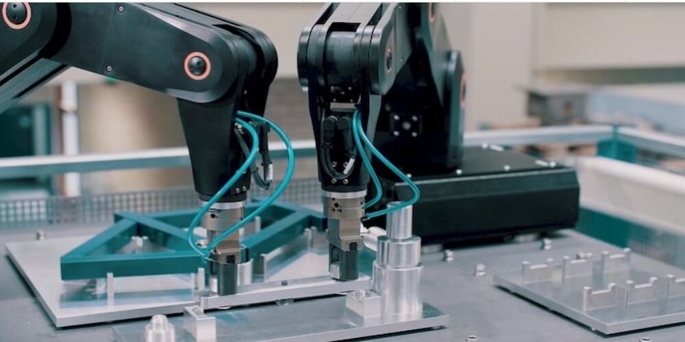 Merits and Demerits of Custom Manufacturing