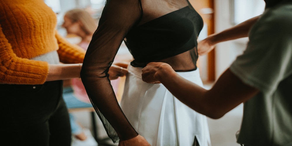 Here’s how to deal with the nagging zipper problem